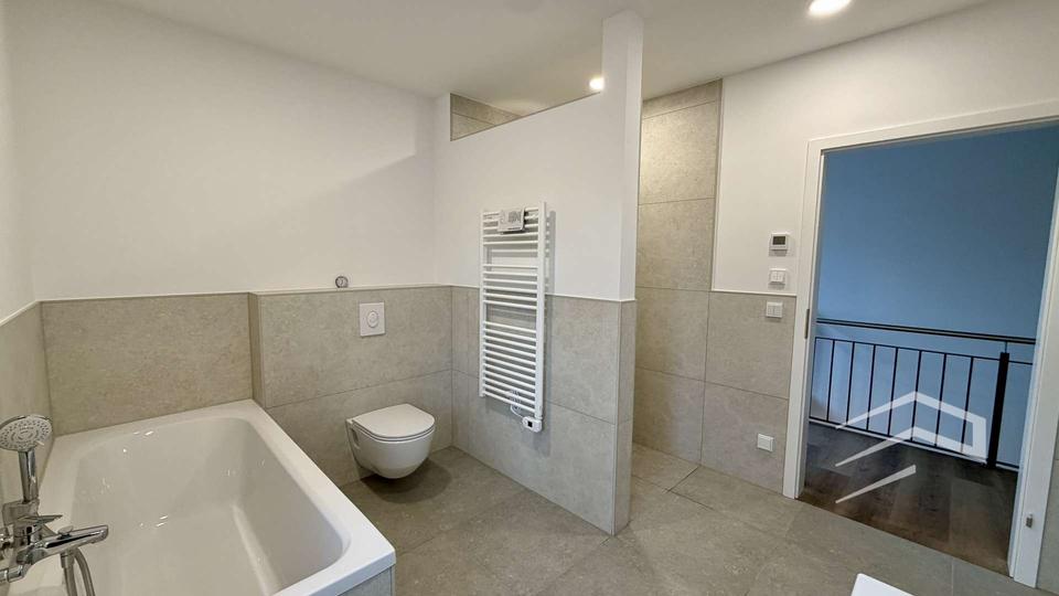 Doppelhaushälfte Trebbin - 4 Zimmer, 130 m&sup2;, 2.050&euro; | Angebot:26128576