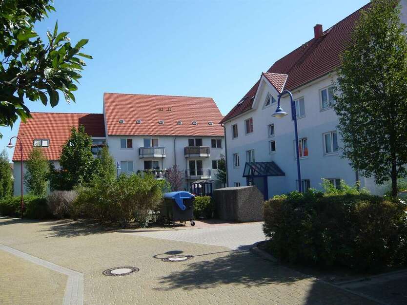Wohnung zum Mieten in Wustermark 358,72 € 80.25 m²