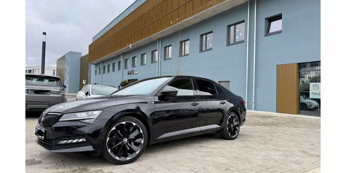 Skoda Superb 89.000 km 29.999 &euro; Berlin 12349