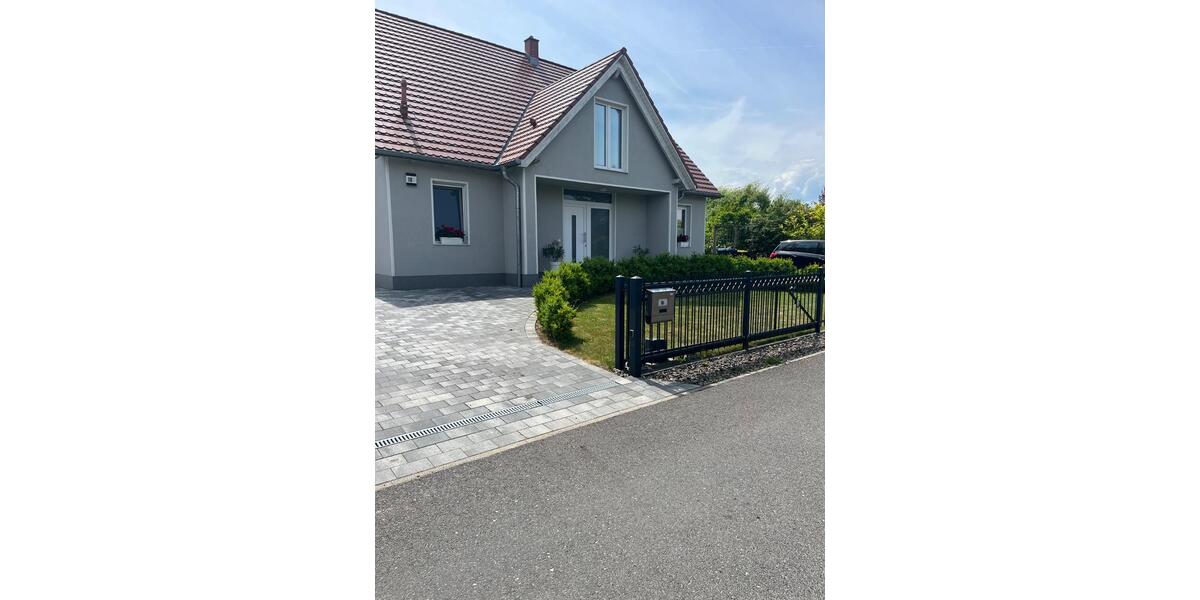 Einfamilienhaus Nauen - 6 Zimmer, 220 m&sup2;, 1.100.000&euro; | Angebot:26868315