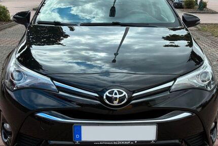 Toyota Avensis 139.000 km 13.200 &euro; Potsdam 14478