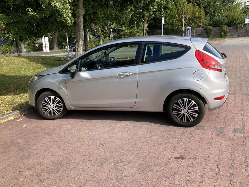 Ford Fiesta 155.000 km 3.200 € Berlin 13587