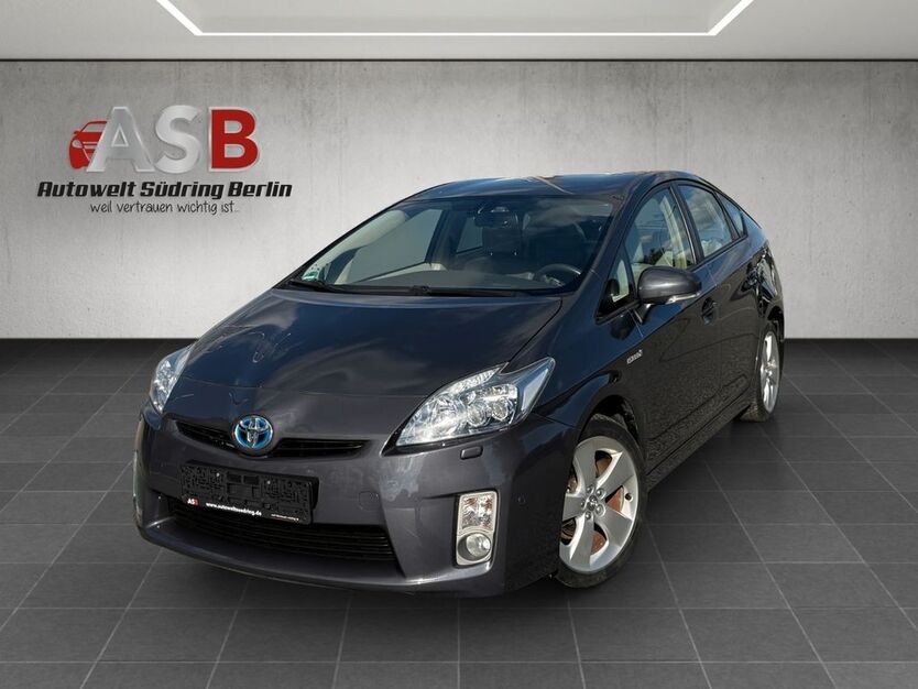 Toyota Prius 136.760 km 10.999 € Berlin 12055