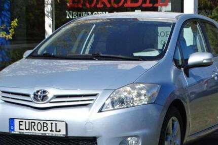 Toyota Auris 114.950 km 7.398 &euro; Berlin 10315