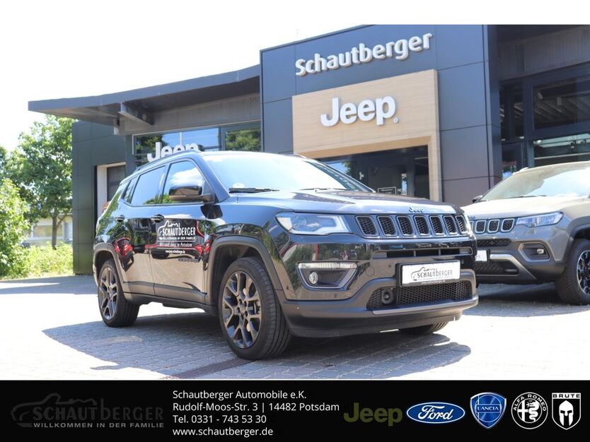Jeep Compass 31.485 km 24.490 € Potsdam 14482