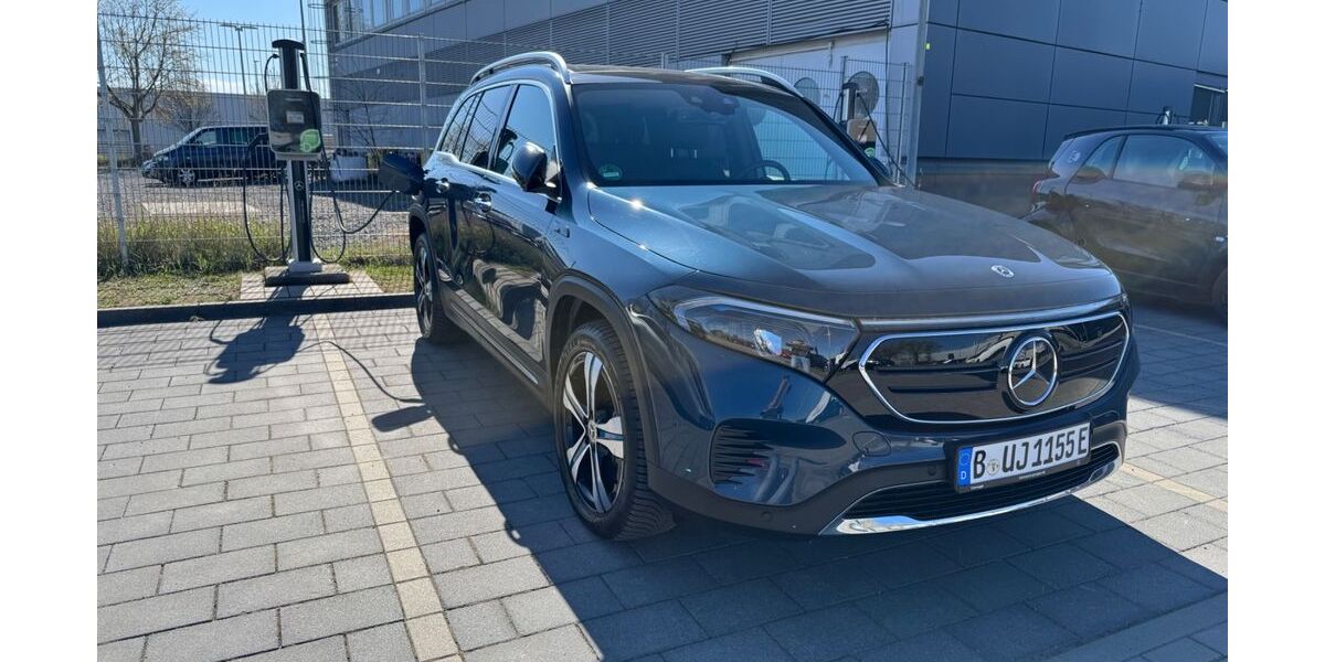 Mercedes-Benz EQB 42.000 km 29.850 &euro; Berlin 12305