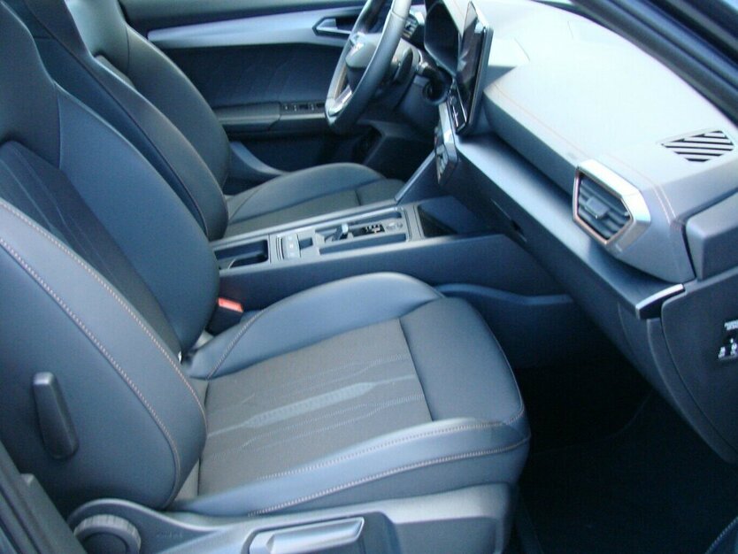 Formentor VZ 4Drive ABT 2.0TSI 360° ACC Pano Beats