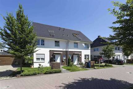 Haus Kleinmachnow - 5 Zimmer, 136 m&sup2;, 2.537&euro; | Angebot:26882464
