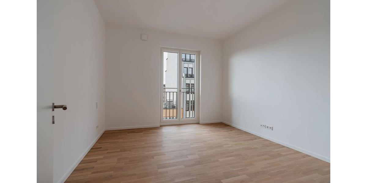 Etagenwohnung Berlin Tempelhof-Schöneberg - 2 Zimmer, 73 m&sup2;, 1.950&euro; | Angebot:26252031