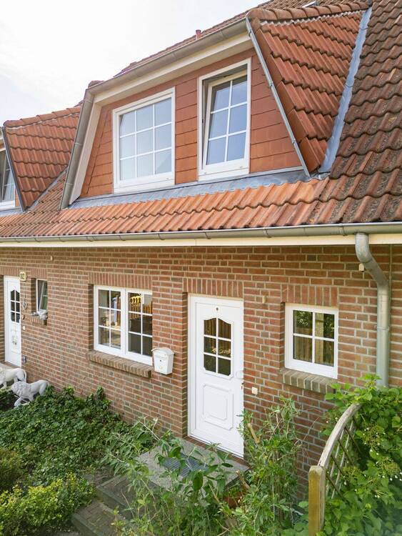 Attraktives Reihenendhaus - Werden Sie Vermieter in Potsdam, ohne Käuferprovsion 6 zimmer