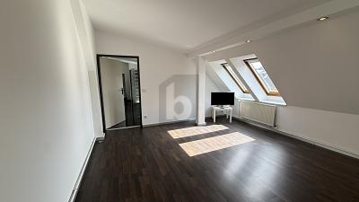 ERSTKLASSIGES WOHNDOMIZIL MIT TERRASSE, SOFORT BEZUGSFREI - Dachgeschoßwohnung Berlin-Tiergarten Tiergarten | Angebot:27693205