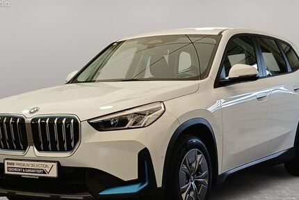 BMW iX1 42.184 km 38.400 &euro; Berlin 14057