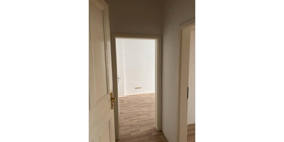 Erdgeschoßwohnung Berlin Charlottenburg-Wilmersdorf - 3 Zimmer, 50 m&sup2;, 1.500&euro; | Angebot:26272612
