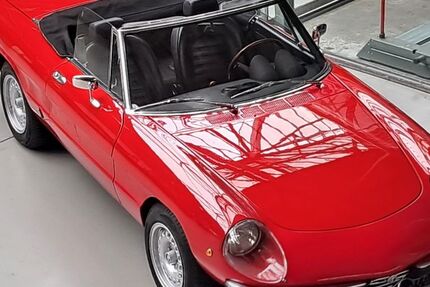Alfa Romeo Spider 62.692 km 26.900 € Berlin 10553