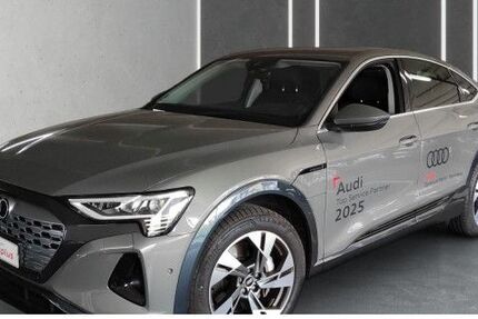 Audi Q8 e-tron 17.980 km 54.888 € Berlin 13581