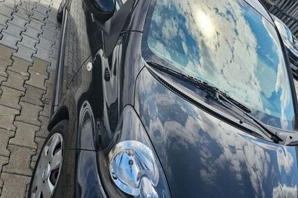 Toyota Aygo (X) 122.890 km 3.050 &euro; Berlin 12103