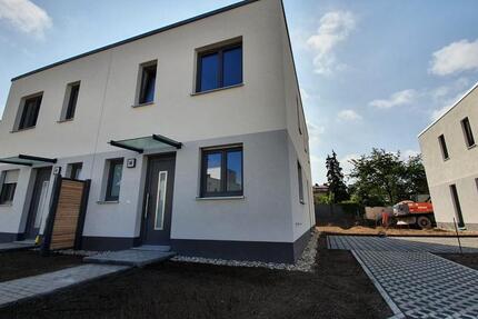 Haus Berlin Treptow-Köpenick - 4 Zimmer, 111 m&sup2;, 2.200&euro; | Angebot:25637916