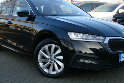 Skoda Octavia 2.0TDI Selection LED Tempomat Spurhalteass 56.838 km 25.480 &euro; Falkensee 14612