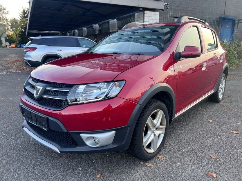 Dacia Sandero 105.161 km 4.999 € Berlin 12249