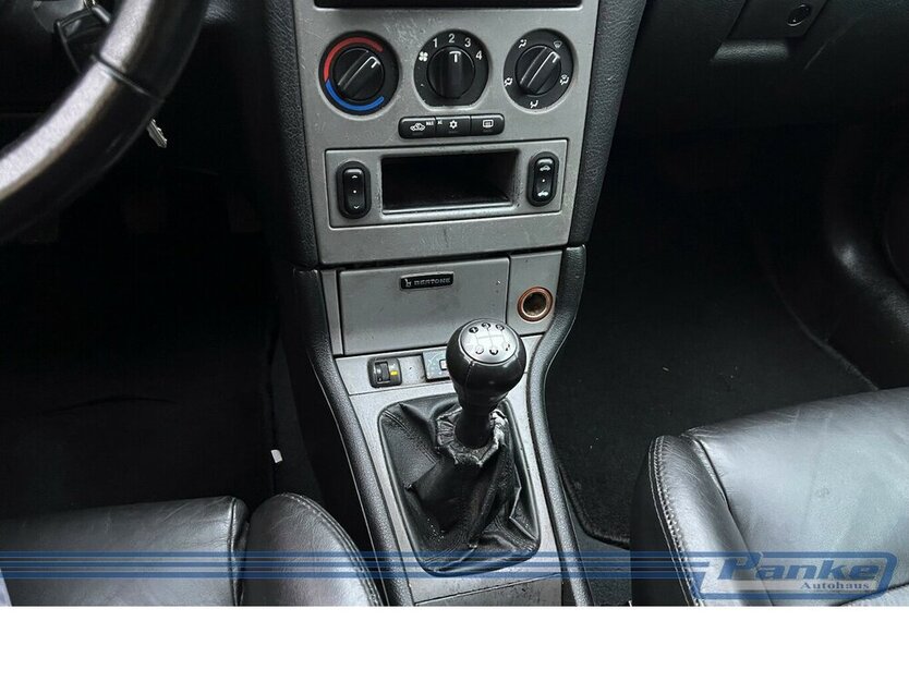 Astra G Cabrio 2.2 16V*Leder*SHZ*Klima*USB*
