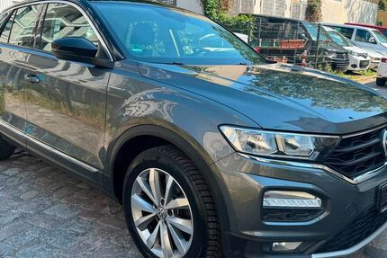 VW T-Roc 231.000 km 11.999 &euro; Berlin 13187
