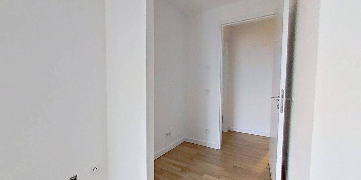 Etagenwohnung Berlin Mitte - 3 Zimmer, 93 m&sup2;, 2.800&euro; | Angebot:26258029