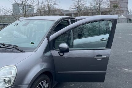 Renault Modus 122.000 km 3.499 &euro; Berlin 10559