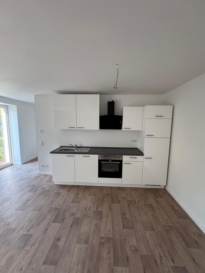 Neue Erdgeschosswohnung mit EBK und Terrasse zimmer