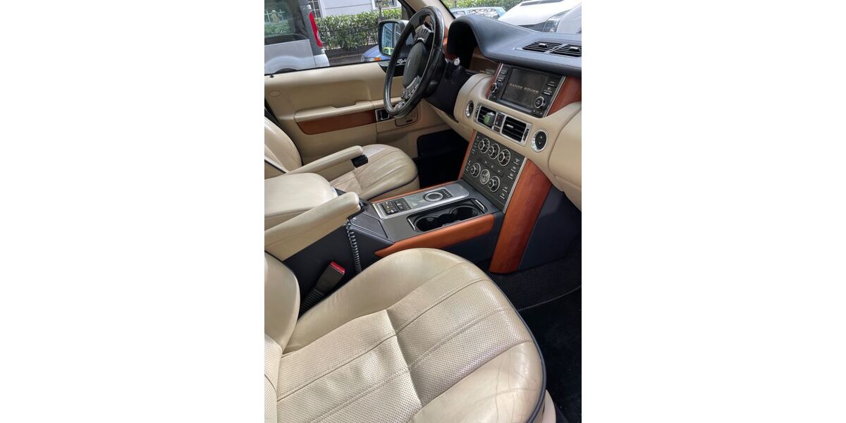 Land Rover Range Rover 288.000 km 10.000 € Berlin 10777