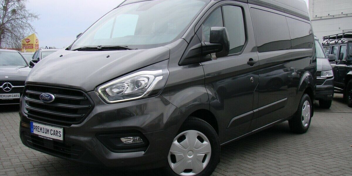 Ford Transit Custom Titanium 320 L2 H2 Behindertengerec 46.628 km 39.990 &euro; Falkensee 14612