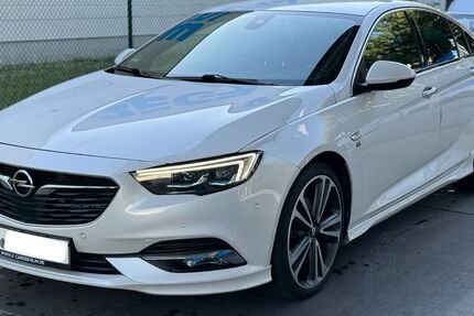 Opel Insignia 194.200 km 17.500 &euro; Berlin 10179