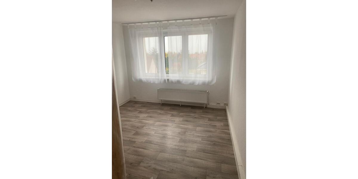 Etagenwohnung Ketzin - 4 Zimmer, 78 m&sup2;, 850&euro; | Angebot:26446566