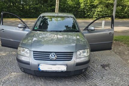 VW Passat 235.000 km 1.700 € Berlin 13435