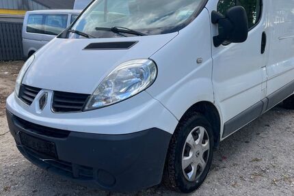 Renault Trafic 263.128 km 2.490 &euro; Berlin 12349
