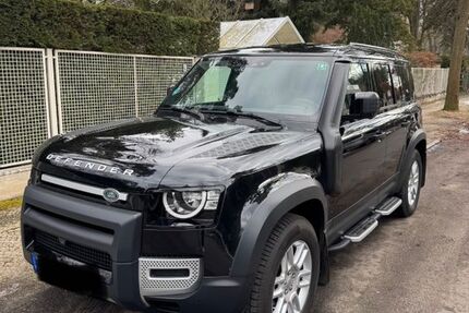 Land Rover Defender 51.600 km 46.800 &euro; Berlin 10627
