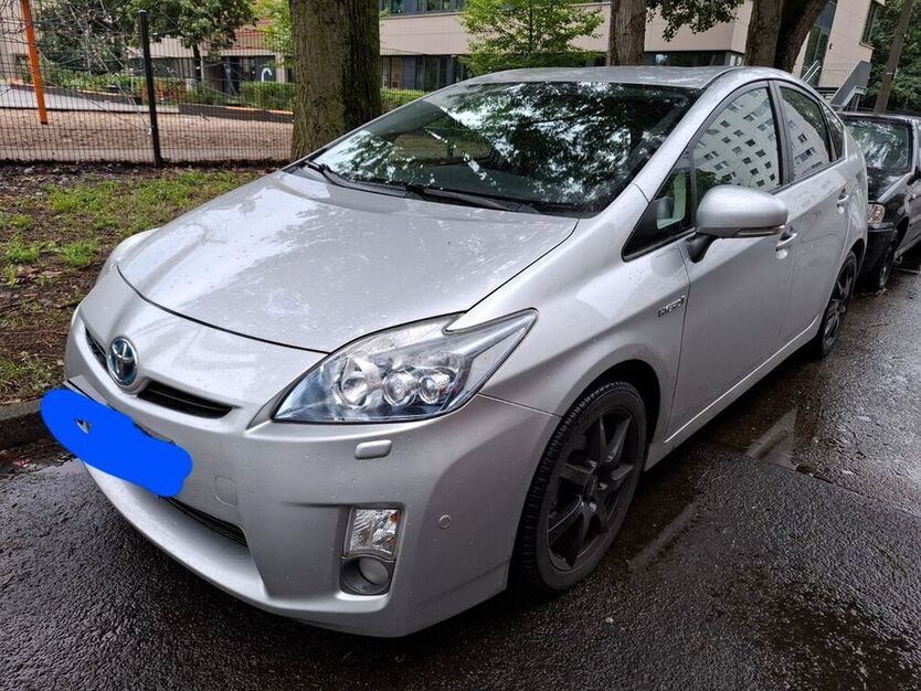 PRIUs