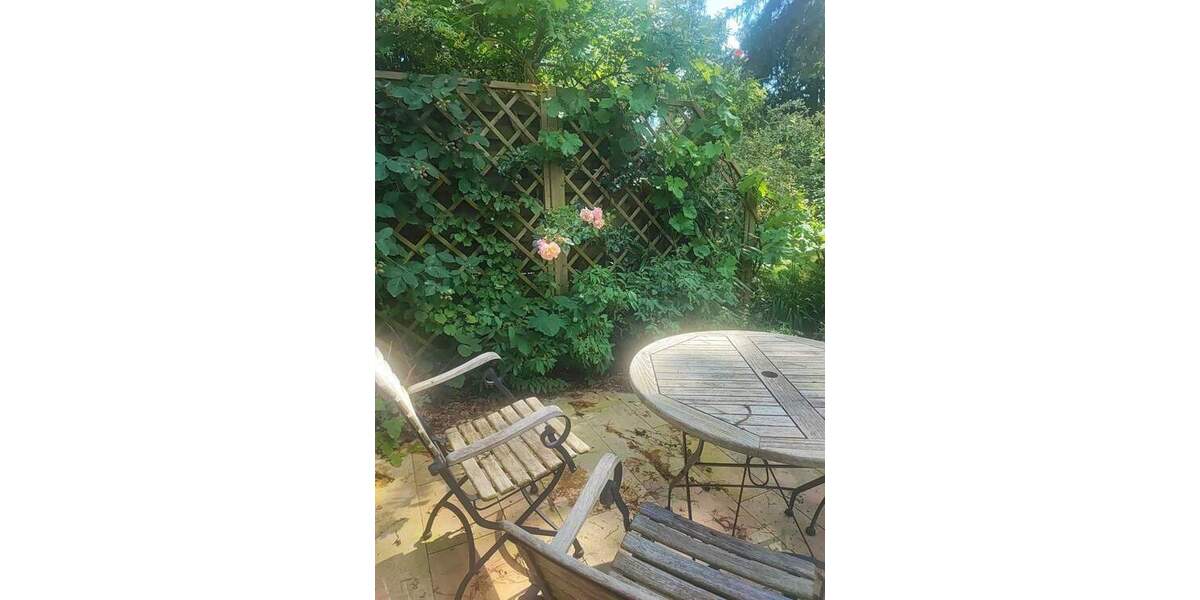 Genießen Sie die Wintermonate am Kamin und den Frühling im Garten 5 zimmer