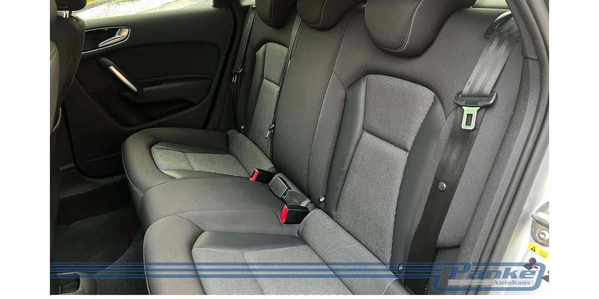 Audi A1 ambition*S-Tronic*Pano*SHZ*Navi*Tempo* 146.777 km 11.490 &euro; Berlin 13187