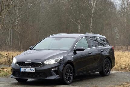 Kia ceed Sportswagon 74.000 km 17.999 &euro; Berlin 13088