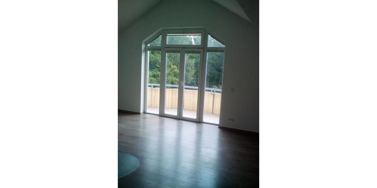 Dachgeschoßwohnung Berlin Charlottenburg-Wilmersdorf - 3 Zimmer, 90 m&sup2;, 1.630&euro; | Angebot:25719662