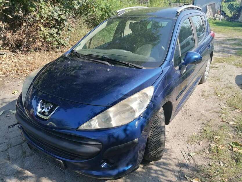 Peugeot 207 197.000 km 1.170 € Berlin - Pankow 13127