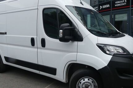 Peugeot Boxer 77.677 km 17.400 &euro; Berlin 13156