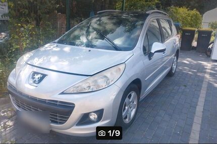 Peugeot 207 158.000 km 900 &euro; Berlin 13158