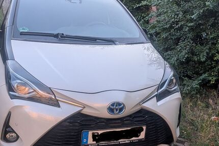 Toyota Yaris 50.900 km 14.900 &euro; Berlin 10585