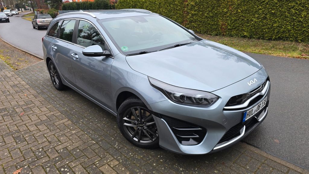 Kia ceed Sportswagon 67.000 km 19.500 &euro; Falkensee 14612