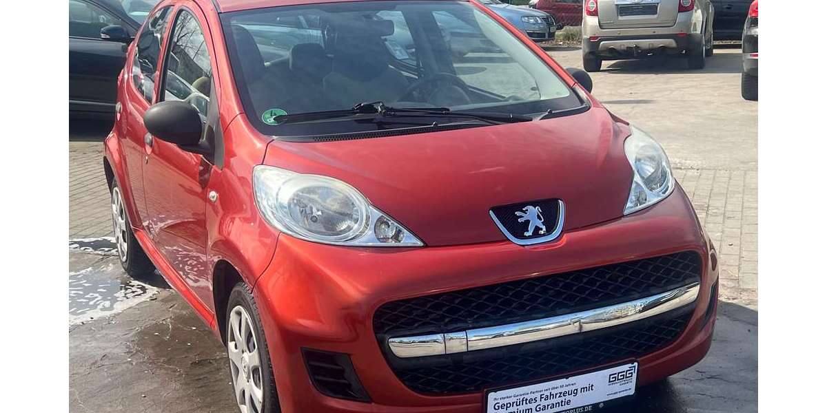 Peugeot 107 108.000 km 2.490 &euro; Berlin 12681