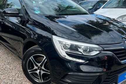 Renault Megane 81.443 km 9.290 &euro; Berlin 13089