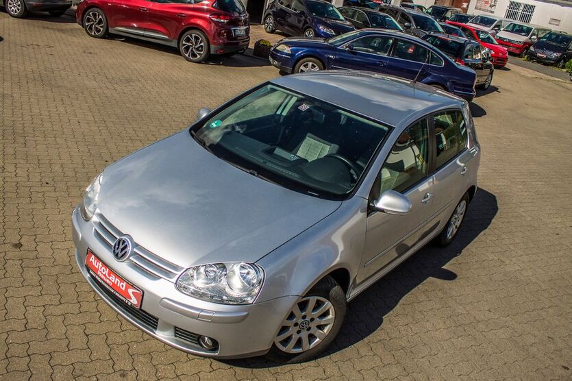 VW Golf 184.000 km 4.999 € Nauen 14641