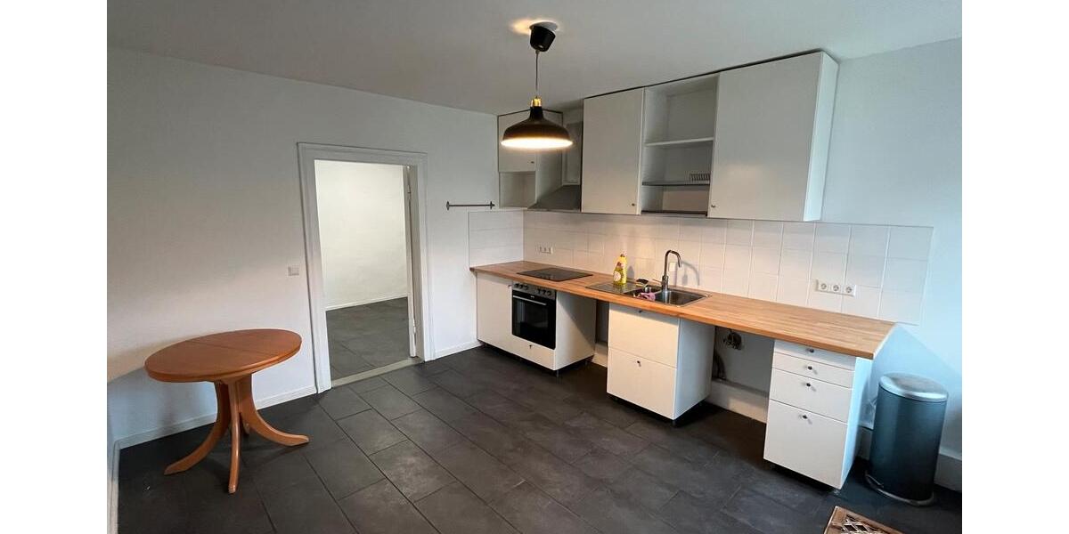 Etagenwohnung Berlin Westend - 5 Zimmer, 120 m&sup2;, 2.200&euro; | Angebot:26329400