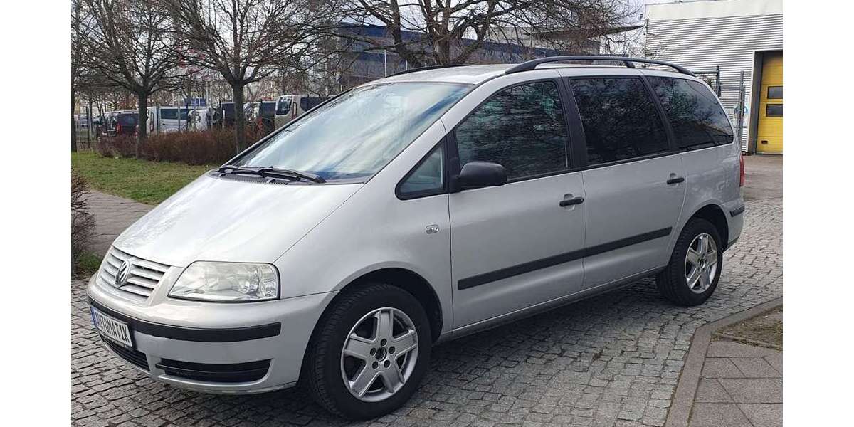 VW Sharan 167.200 km 2.990 &euro; Berlin 12681